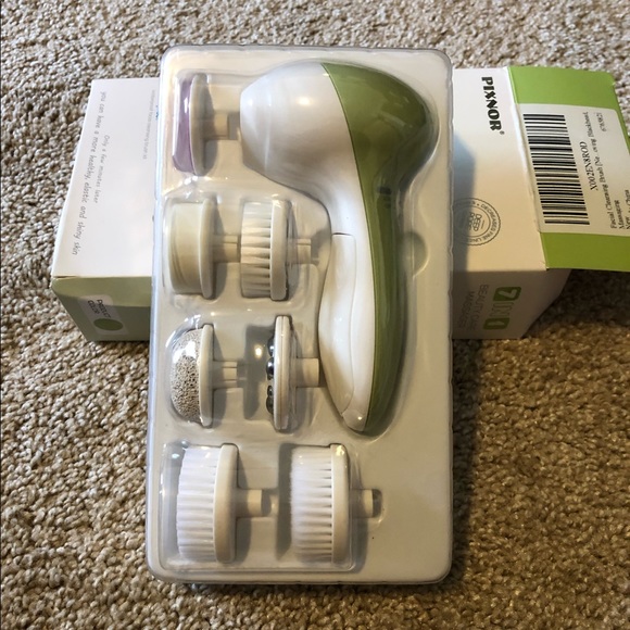 7-in-1 Beauty Care Massager - Picture 2 of 3